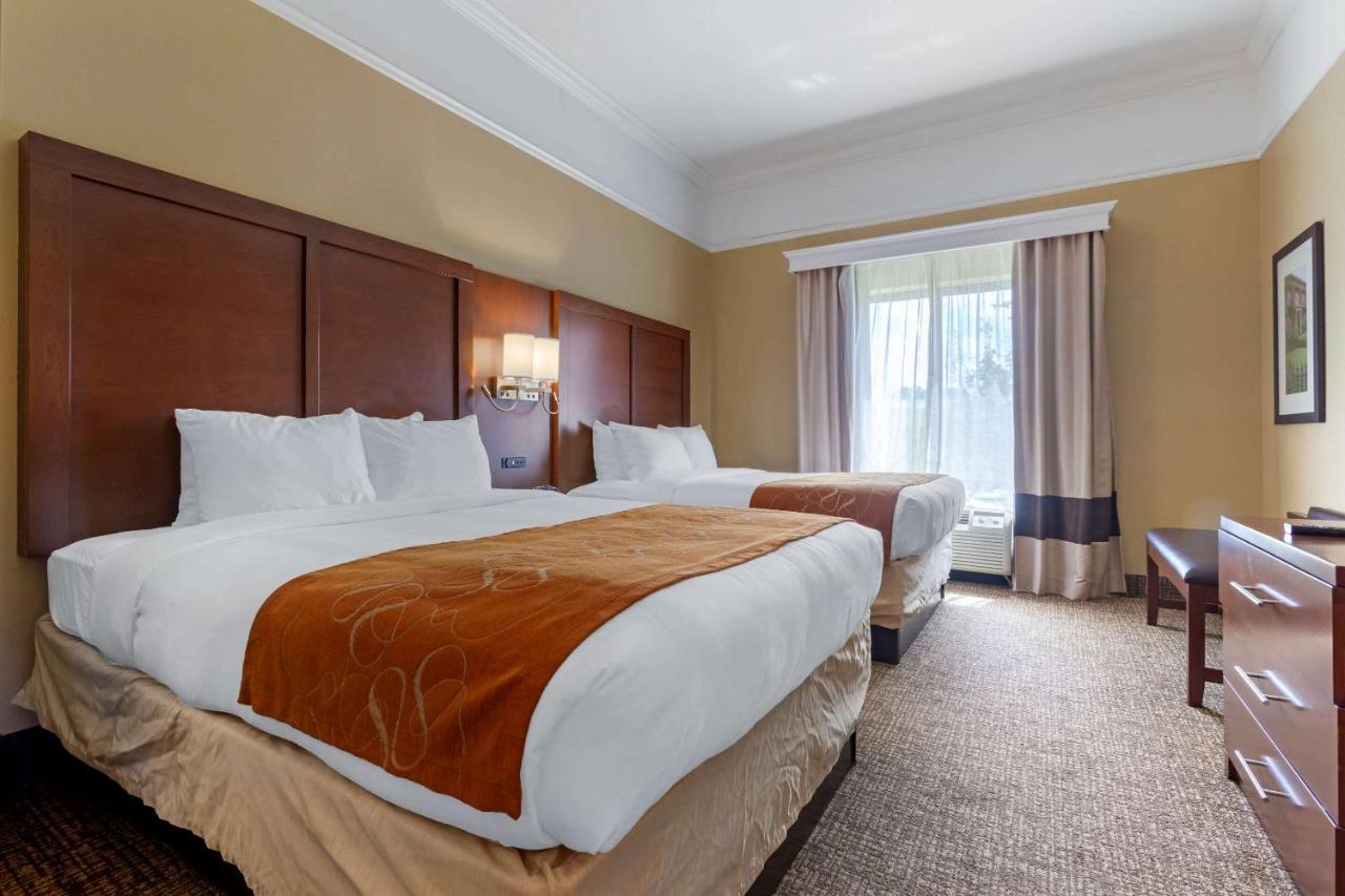 Comfort Suites Savannah North Порт Уэнтворт Экстерьер фото